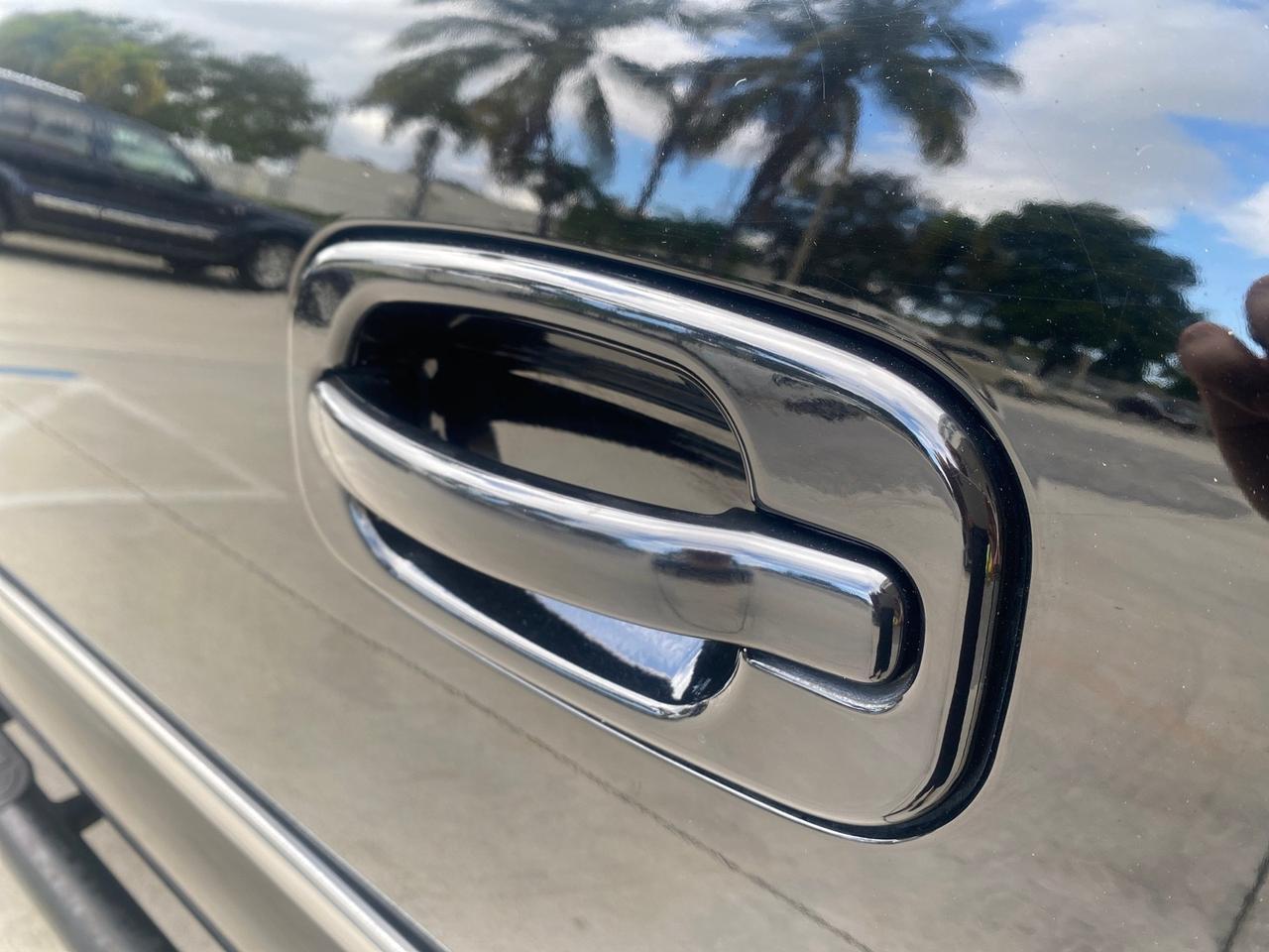 2003 Chevrolet Suburban LS 1 OWNER 4 WHEEL DRIVE Pompano Beach FL