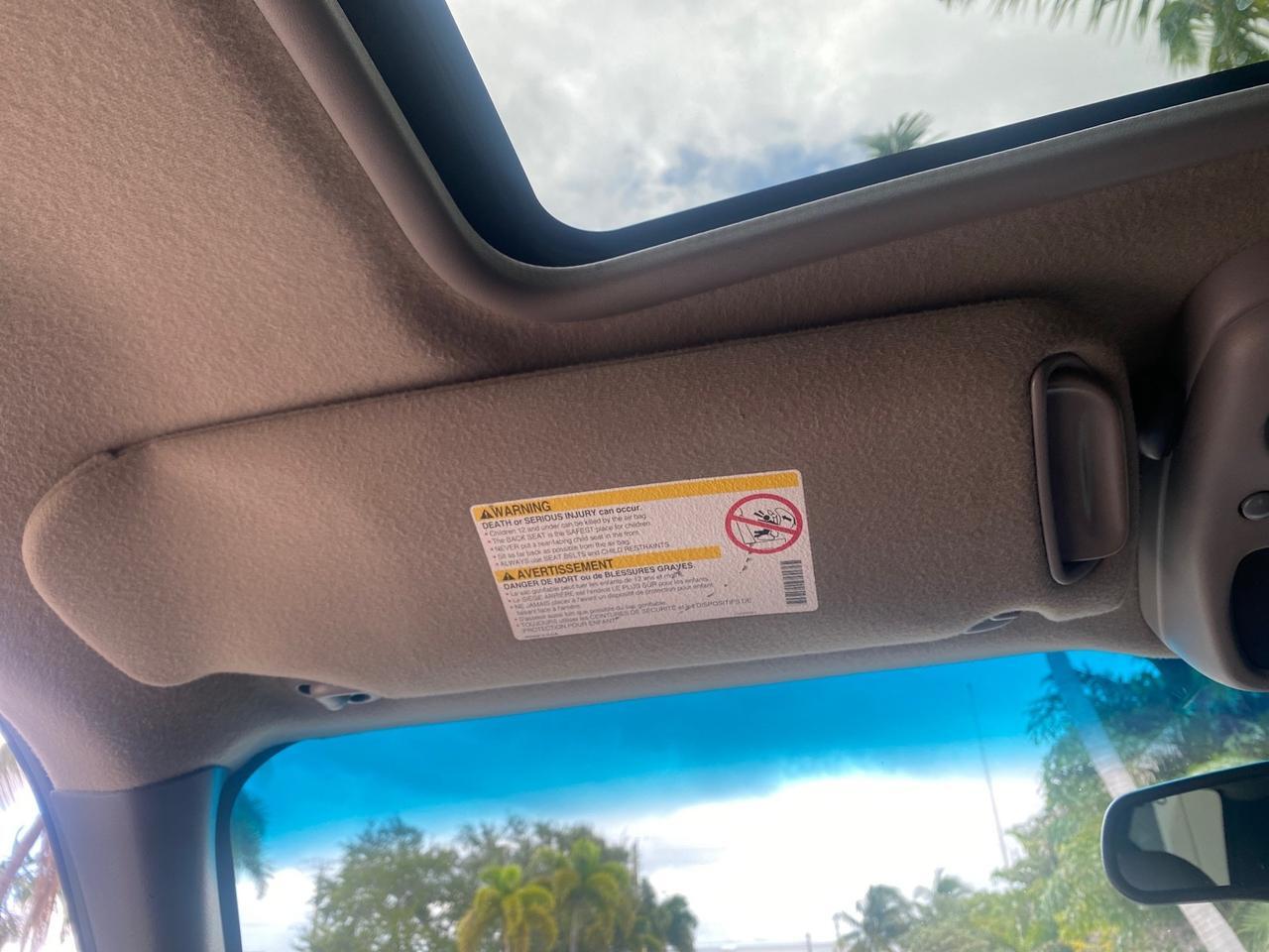 2003 Chevrolet Suburban LS 1 OWNER 4 WHEEL DRIVE Pompano Beach FL