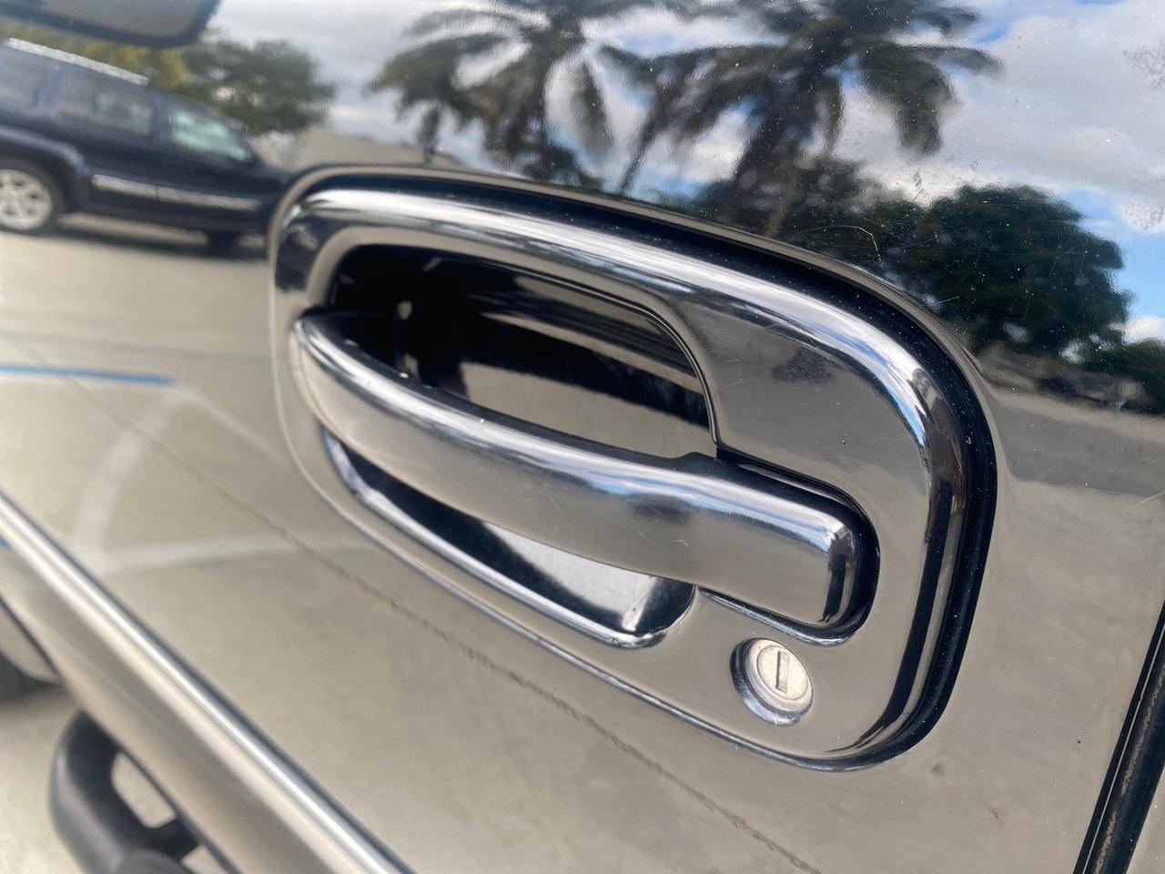 2003 Chevrolet Suburban LS 1 OWNER 4 WHEEL DRIVE Pompano Beach FL