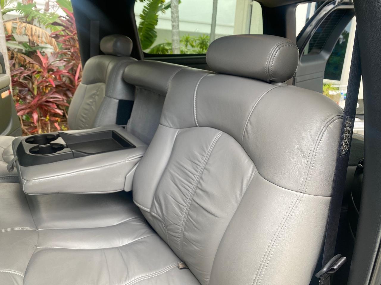 2003 Chevrolet Suburban LS 1 OWNER 4 WHEEL DRIVE Pompano Beach FL