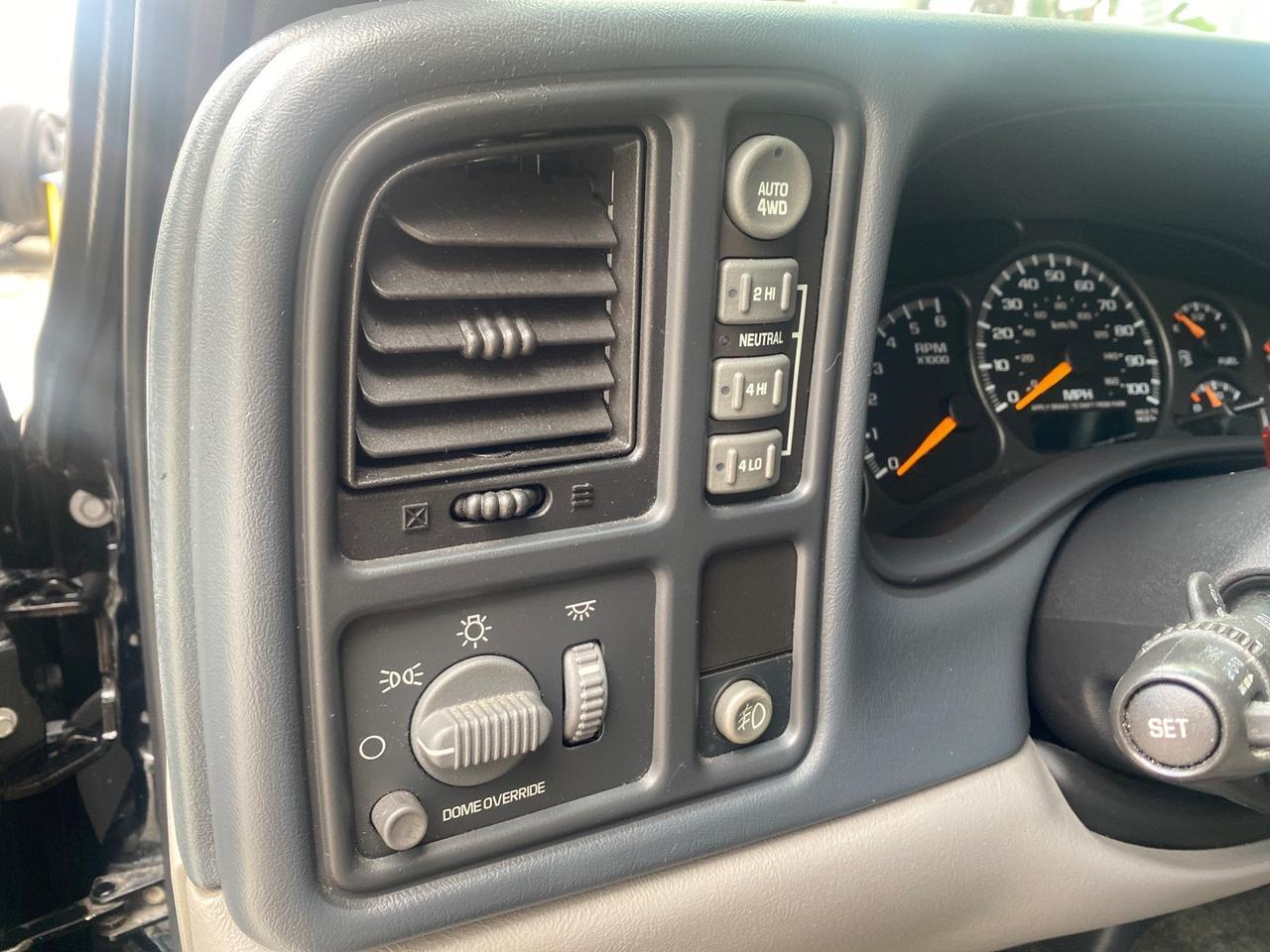 2003 Chevrolet Suburban LS 1 OWNER 4 WHEEL DRIVE Pompano Beach FL