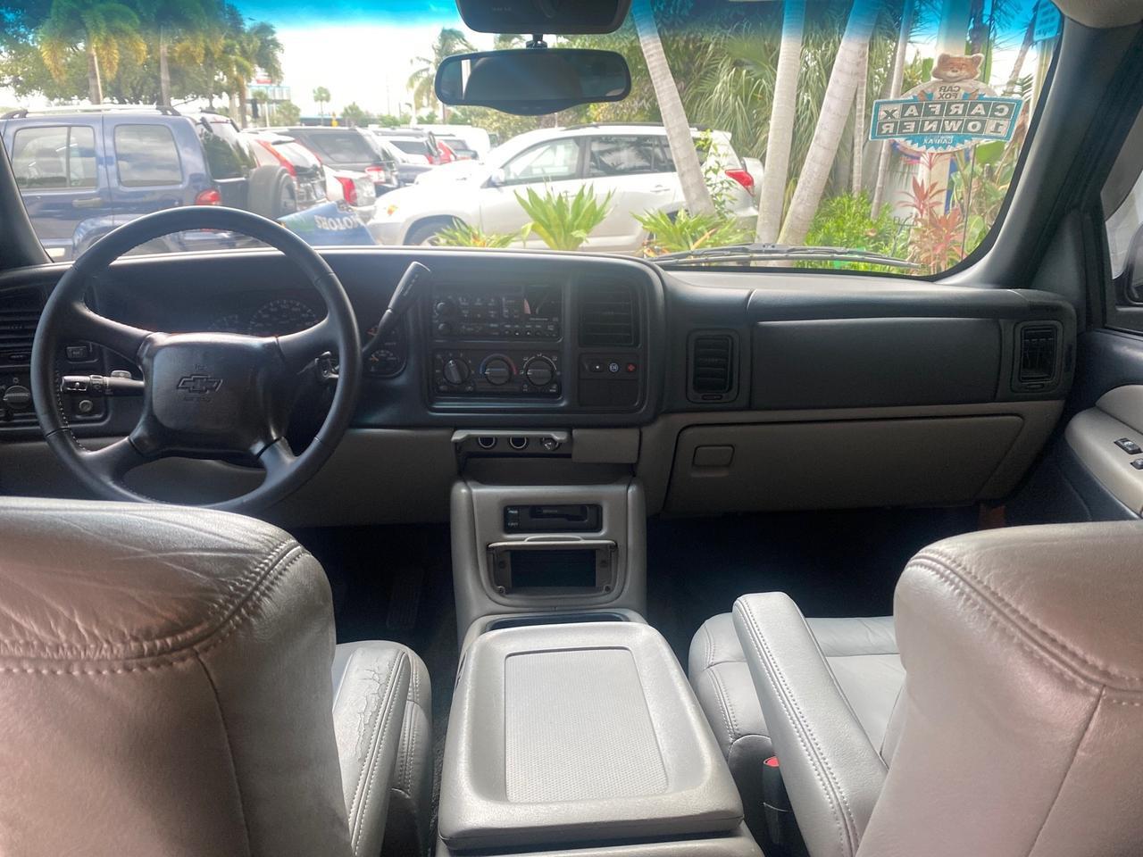 2003 Chevrolet Suburban LS 1 OWNER 4 WHEEL DRIVE Pompano Beach FL