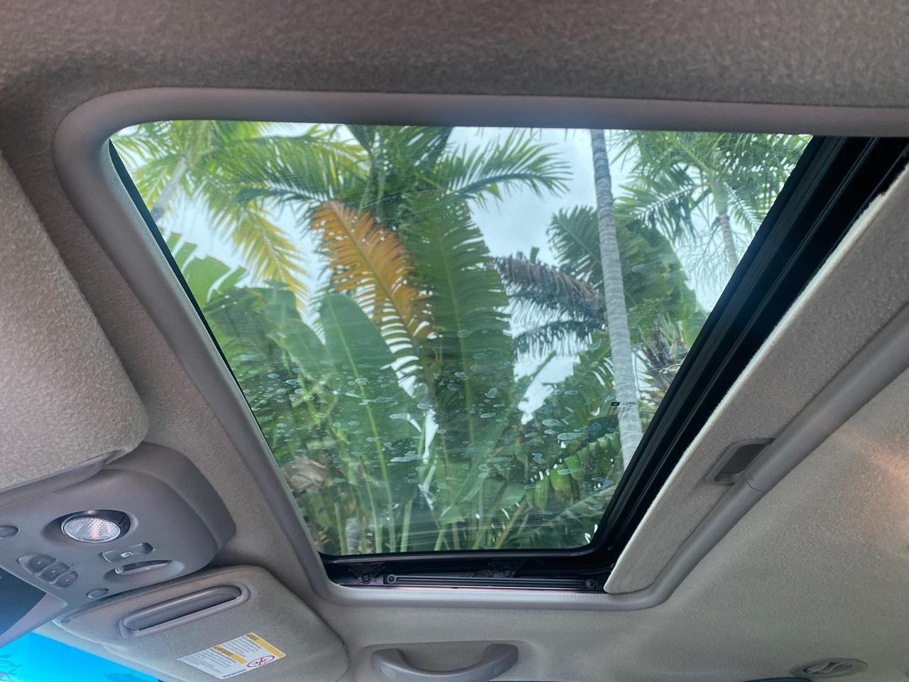 2003 Chevrolet Suburban LS 1 OWNER 4 WHEEL DRIVE Pompano Beach FL