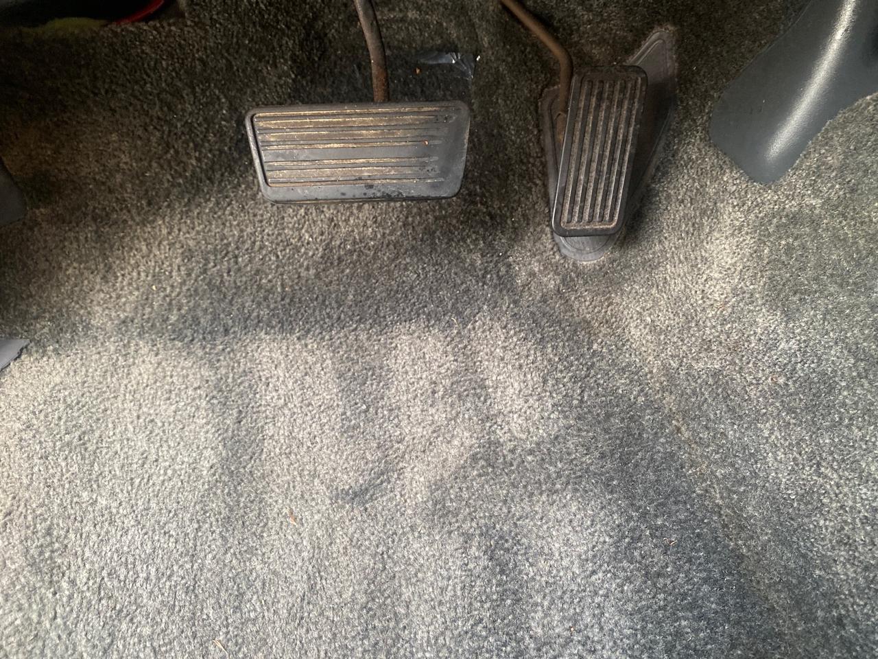 2003 Chevrolet Suburban LS 1 OWNER 4 WHEEL DRIVE Pompano Beach FL