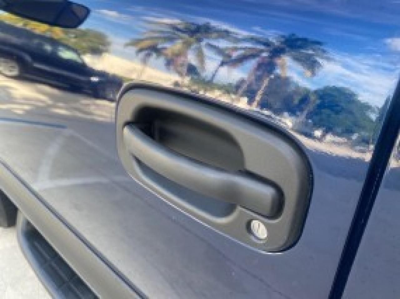 2003 Chevrolet Suburban LT 1 OWNER NO ACCIDENTS Pompano Beach FL