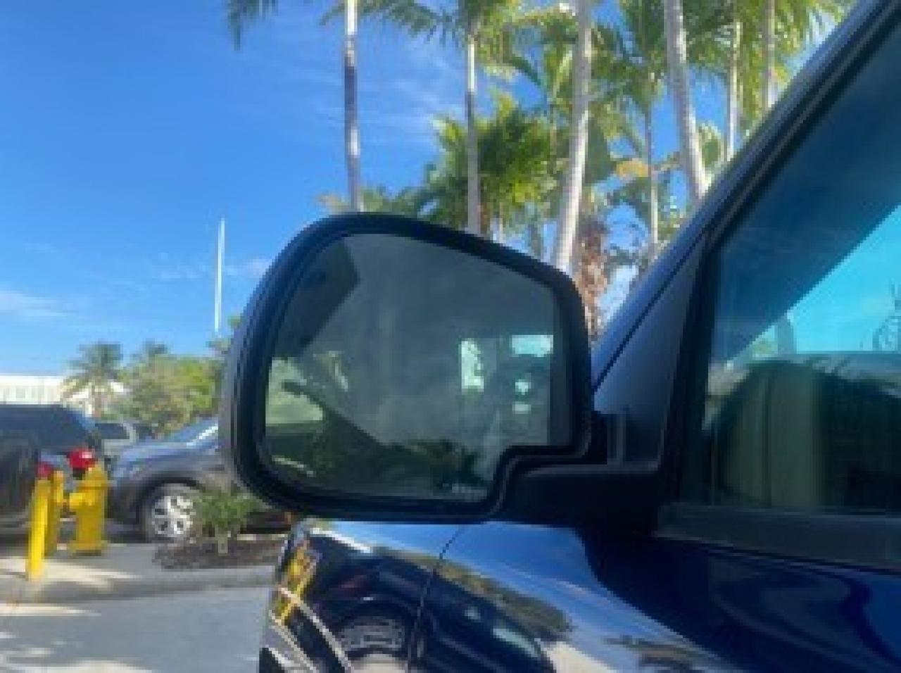 2003 Chevrolet Suburban LT 1 OWNER NO ACCIDENTS Pompano Beach FL