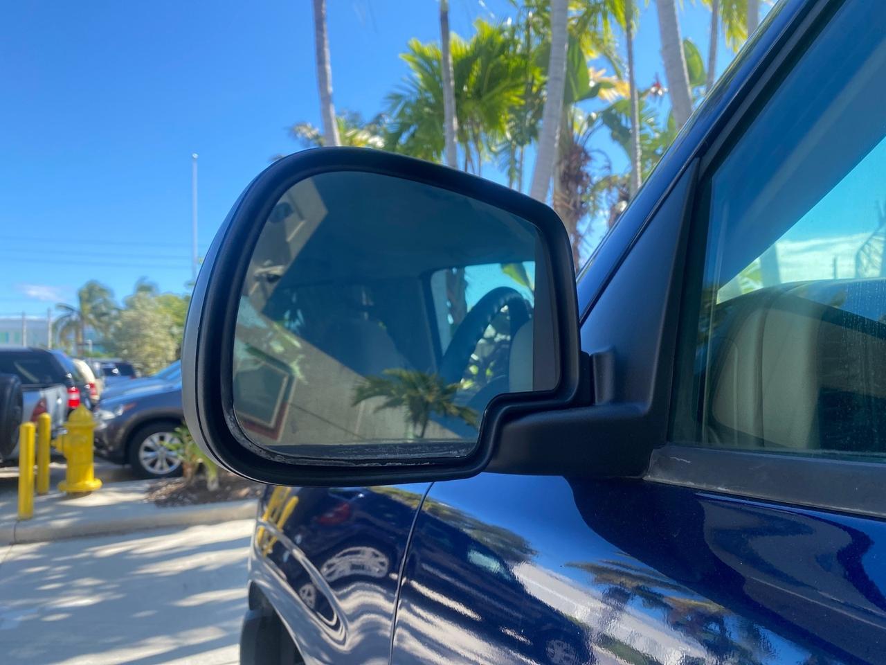 2003 Chevrolet Suburban LT 1 OWNER NO ACCIDENTS Pompano Beach FL