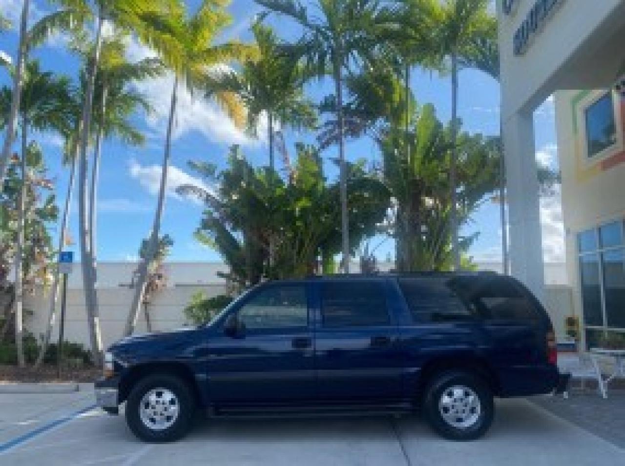 2003 Chevrolet Suburban LT 1 OWNER NO ACCIDENTS Pompano Beach FL