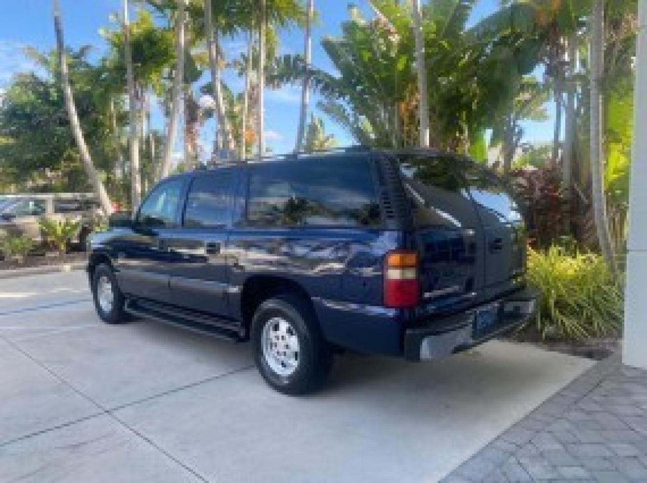 2003 Chevrolet Suburban LT 1 OWNER NO ACCIDENTS Pompano Beach FL