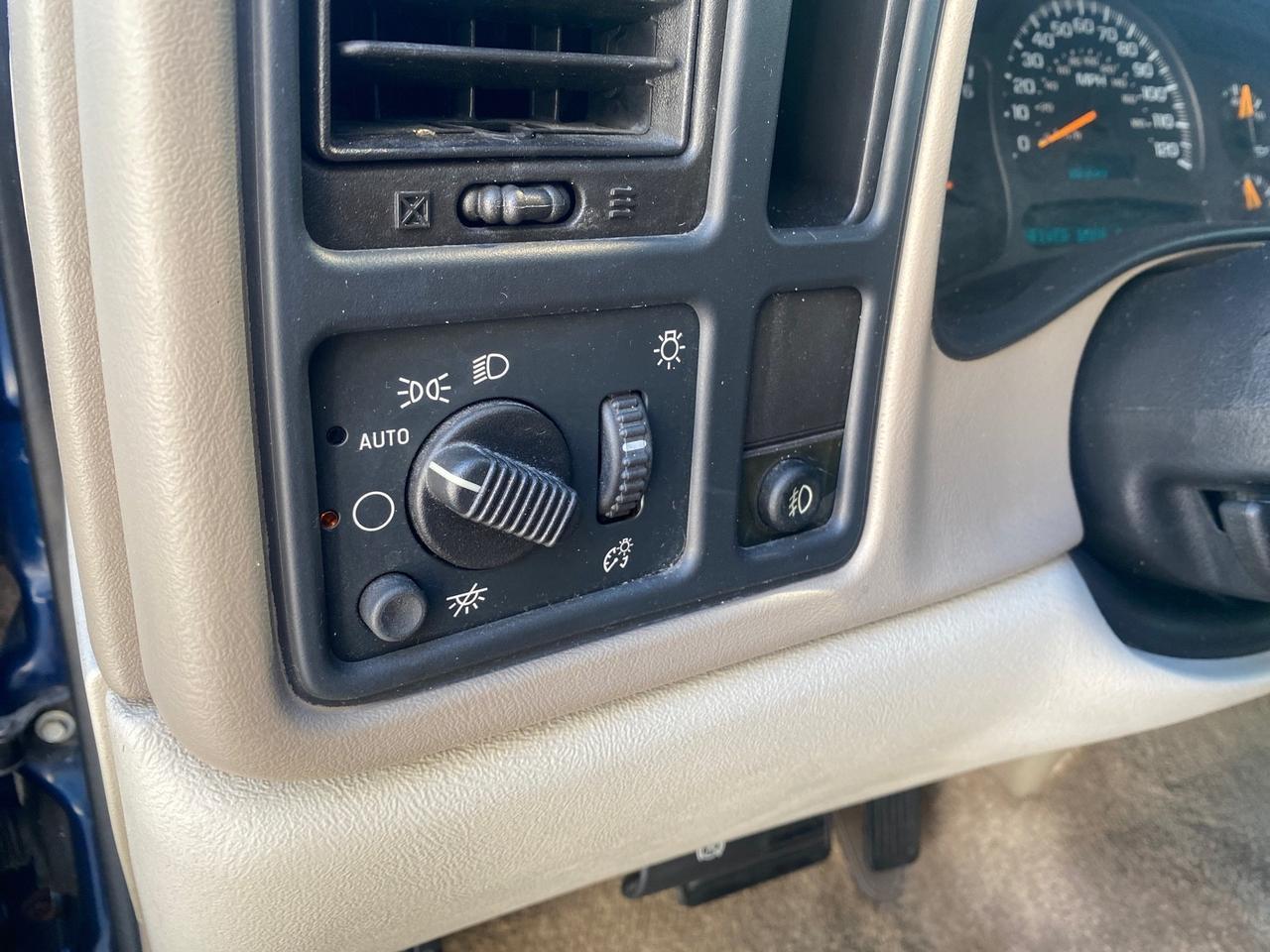 2003 Chevrolet Suburban LT 1 OWNER NO ACCIDENTS Pompano Beach FL