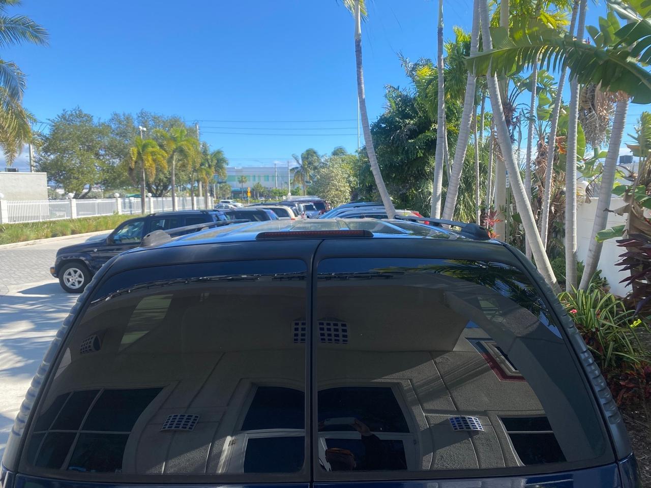 2003 Chevrolet Suburban LT 1 OWNER NO ACCIDENTS Pompano Beach FL