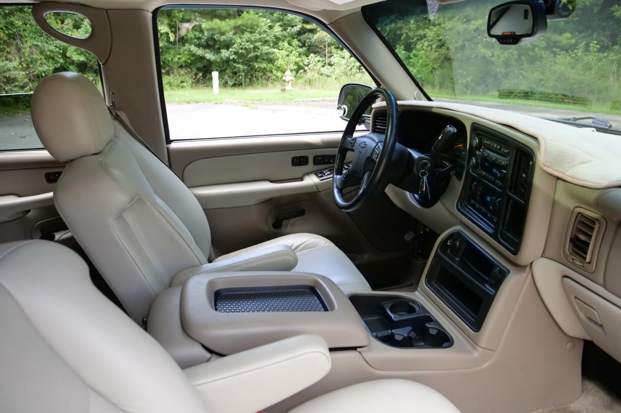 2003 Chevrolet Tahoe LT / 5.3L V8 / Wheel Upgrade / Sunroof / Heated Seats! Lincolnton NC