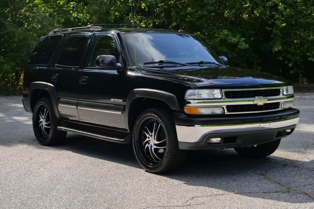 2003 Chevrolet Tahoe LT / 5.3L V8 / Wheel Upgrade / Sunroof / Heated Seats! Lincolnton NC