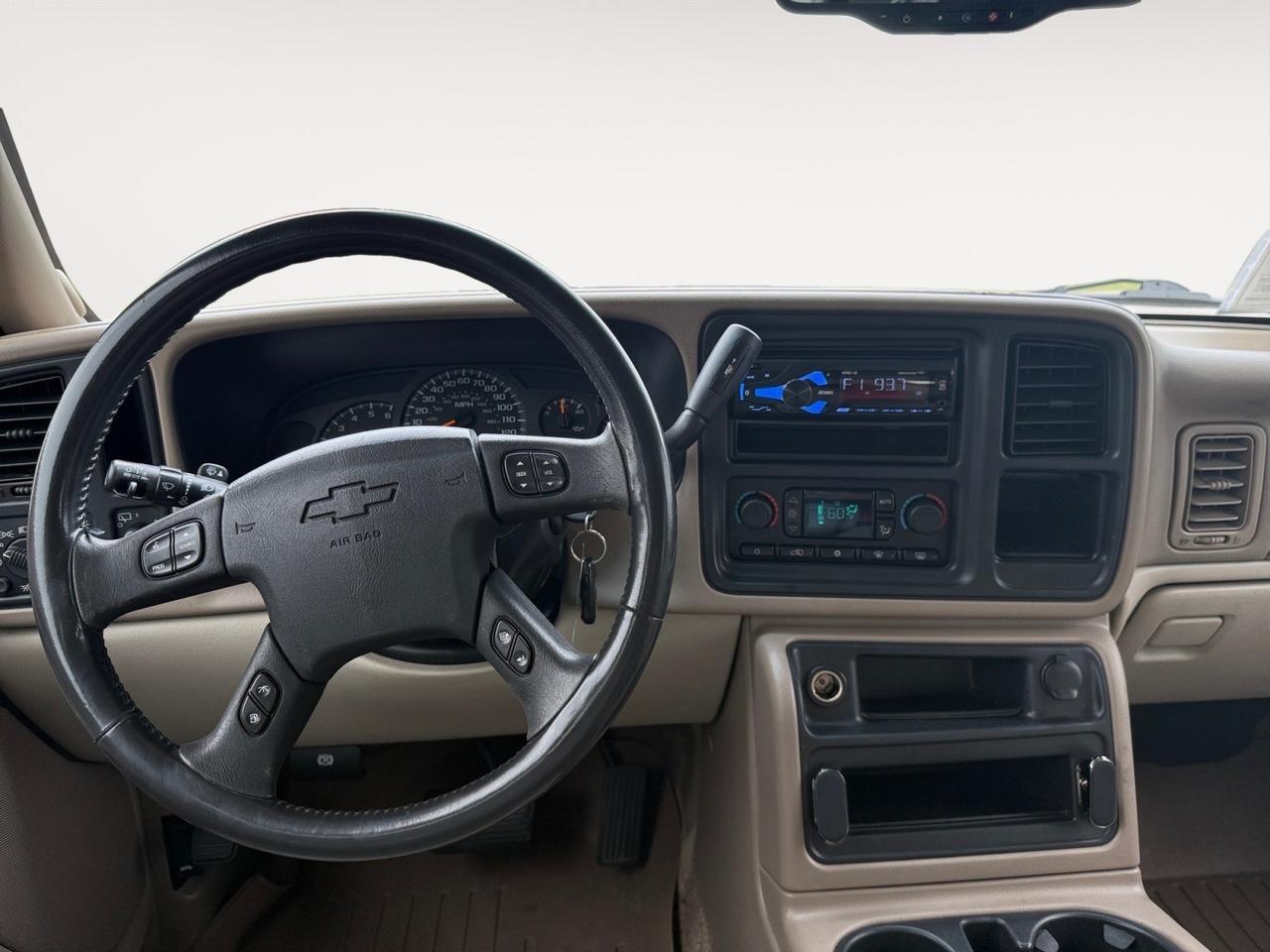 2003 Chevrolet Tahoe LT, HEATED SEATS, CAPTAINS CHAIRS, 3RD ROW, BOSE SPEAKERS, RUNNING BOARDS, TOW PACKAGE, ROOF RACKS, POWER MIRRORS, SUNROOF, UNIVERSAL GARAGE DOOR OPENER, LOW MILES, THIS IS THE PERFECT FAMILY VEHICLE FOR A PERFECT PRICE! Norfolk VA