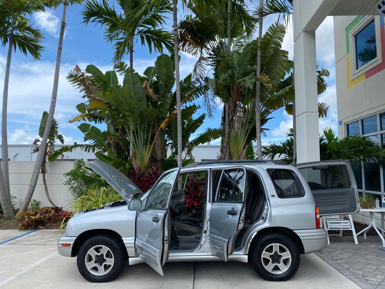 2003 Chevrolet Tracker LT LOW MILES 45,920 1 OWNER Pompano Beach FL