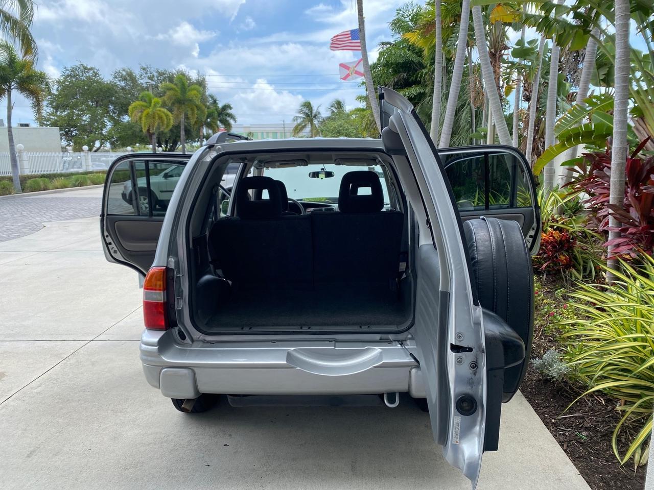 2003 Chevrolet Tracker LT LOW MILES 45,920 1 OWNER Pompano Beach FL