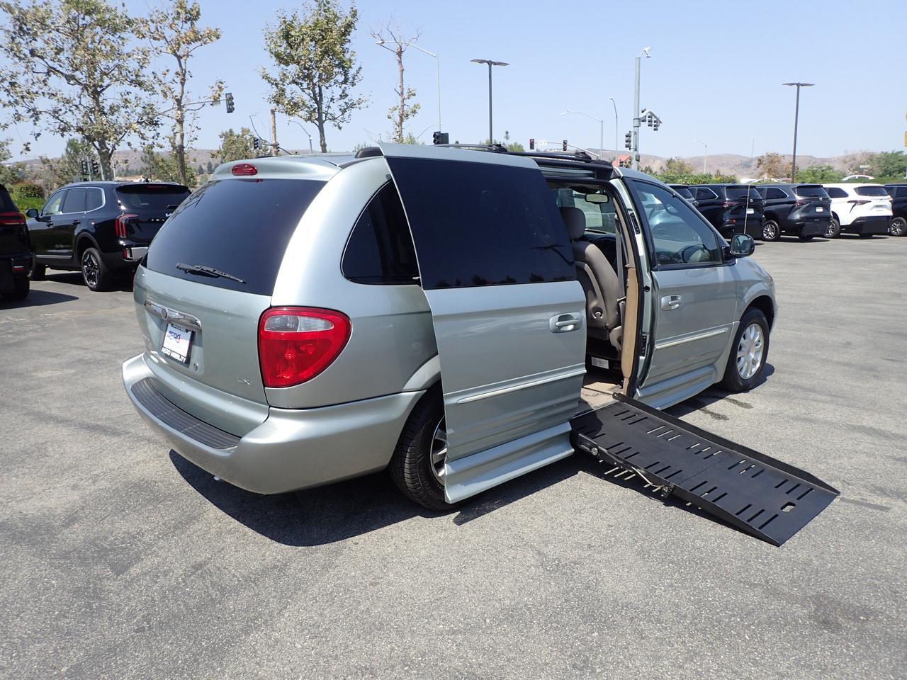 2003 Chrysler Town & Country LXi Anaheim CA