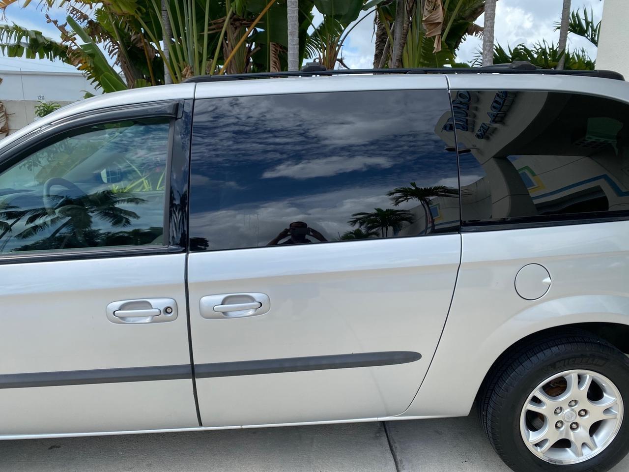 2003 Dodge Caravan Sport LOW MILES 45,416 1 OWNER Pompano Beach FL