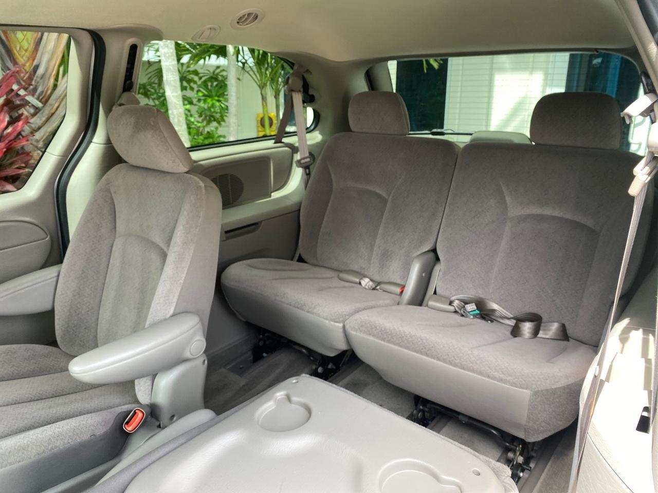 2003 Dodge Caravan Sport LOW MILES 45,416 1 OWNER Pompano Beach FL
