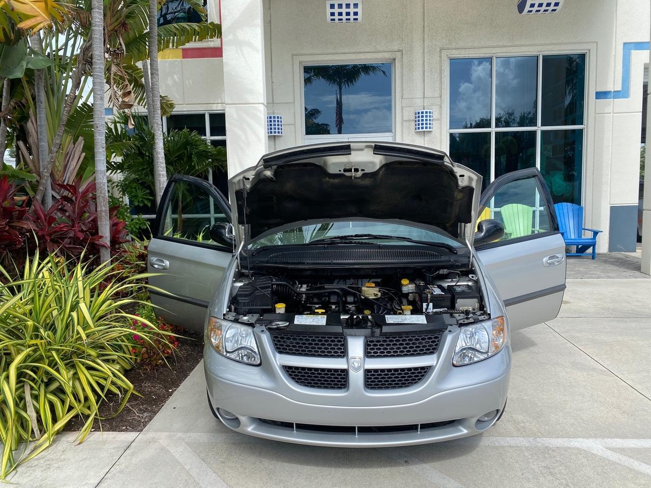 2003 Dodge Caravan Sport LOW MILES 45,416 1 OWNER Pompano Beach FL
