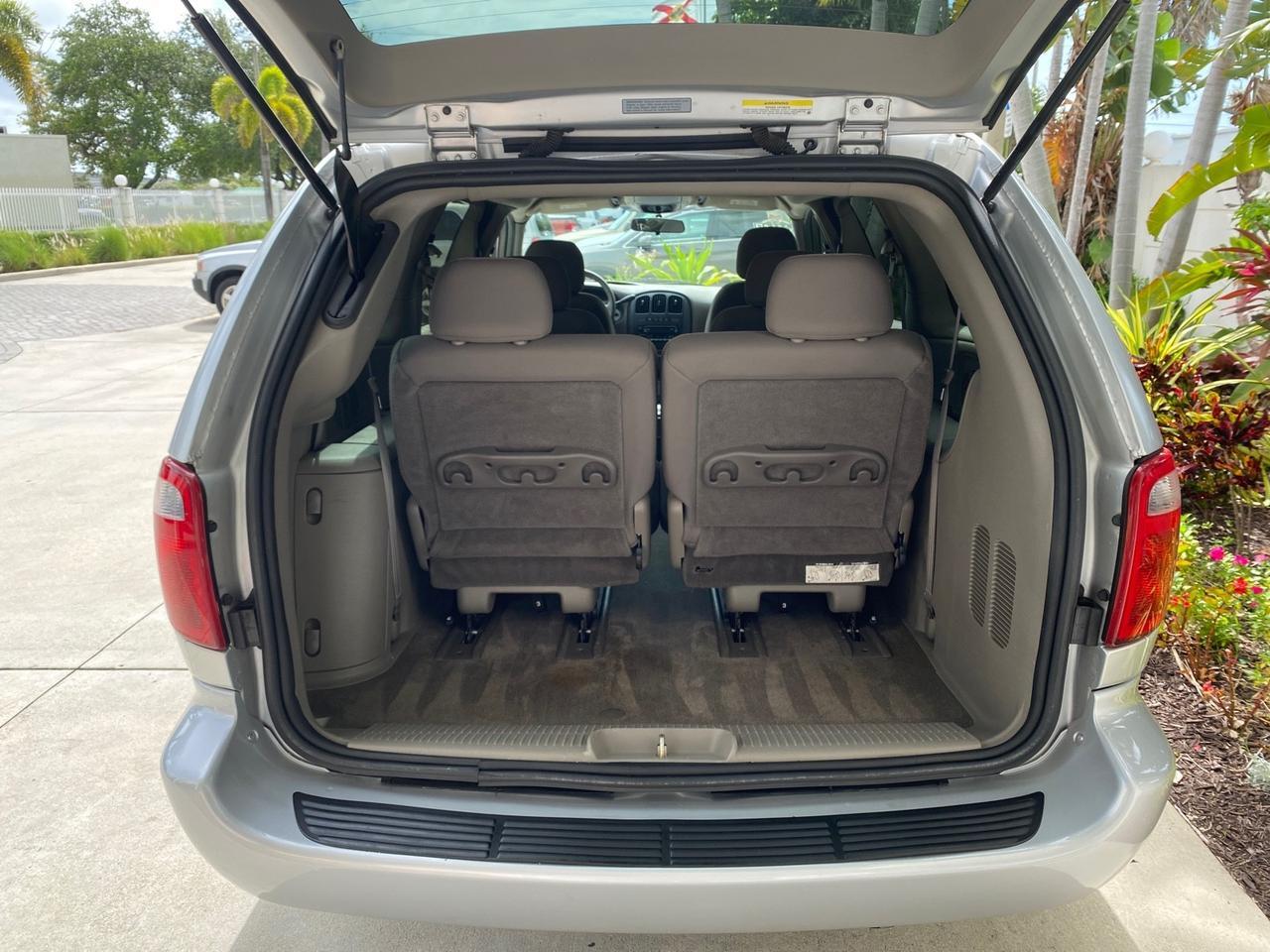 2003 Dodge Caravan Sport LOW MILES 45,416 1 OWNER Pompano Beach FL