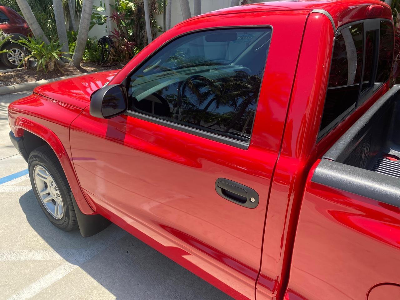2003 Dodge Dakota SXT FL OWNER LOW MILES 43,924 5 SPD Pompano Beach FL