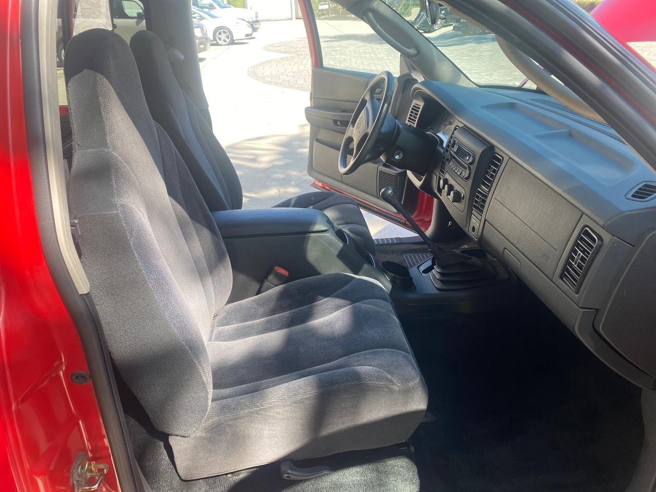 2003 Dodge Dakota SXT FL OWNER LOW MILES 43,924 5 SPD Pompano Beach FL