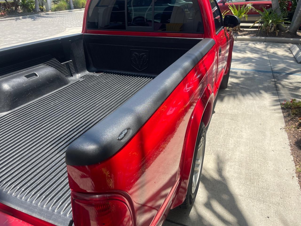 2003 Dodge Dakota SXT FL OWNER LOW MILES 43,924 5 SPD Pompano Beach FL
