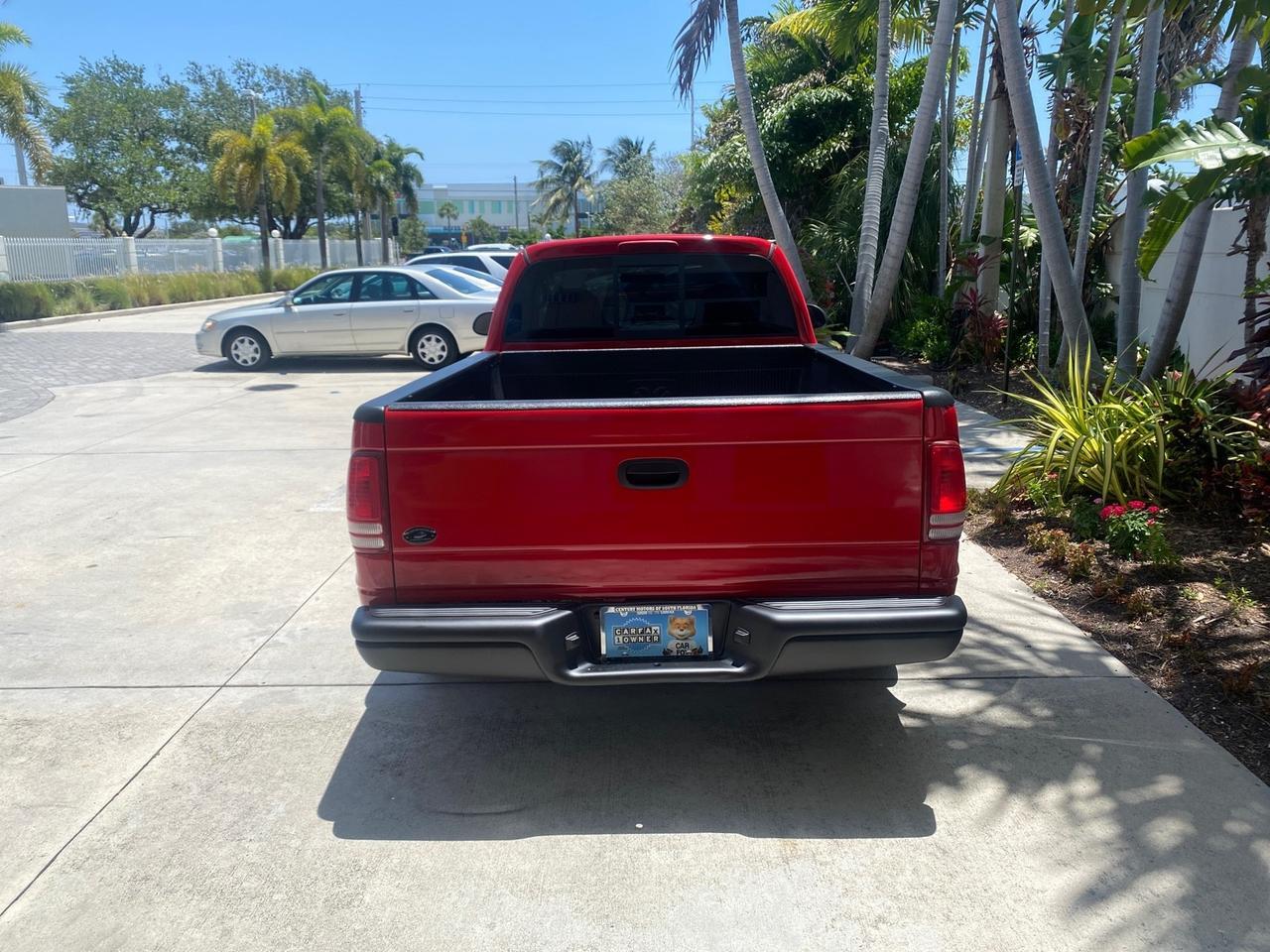 2003 Dodge Dakota SXT FL OWNER LOW MILES 43,924 5 SPD Pompano Beach FL