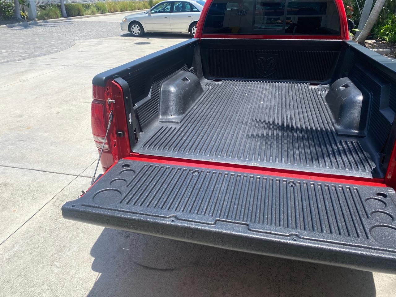 2003 Dodge Dakota SXT FL OWNER LOW MILES 43,924 5 SPD Pompano Beach FL