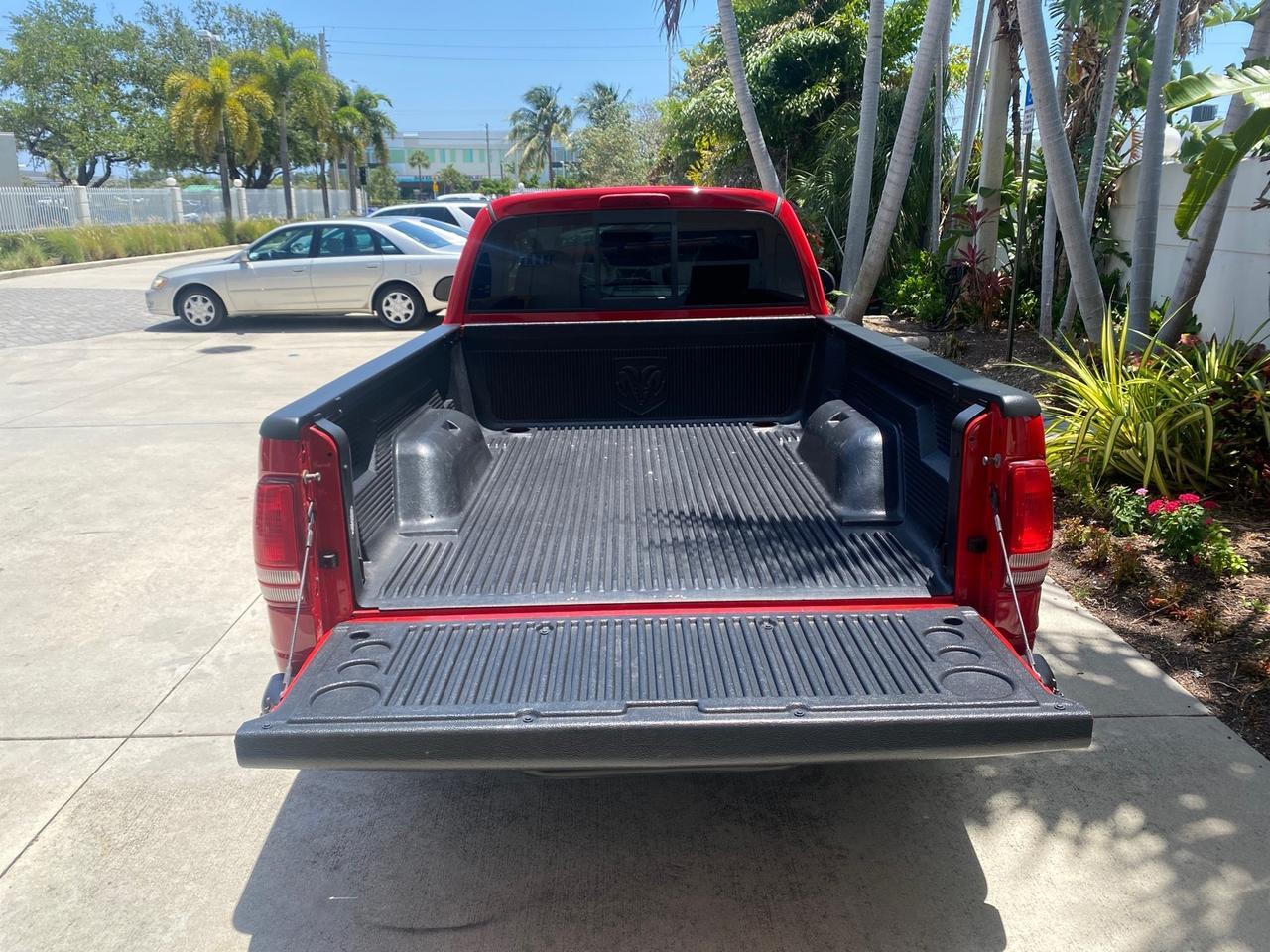 2003 Dodge Dakota SXT FL OWNER LOW MILES 43,924 5 SPD Pompano Beach FL