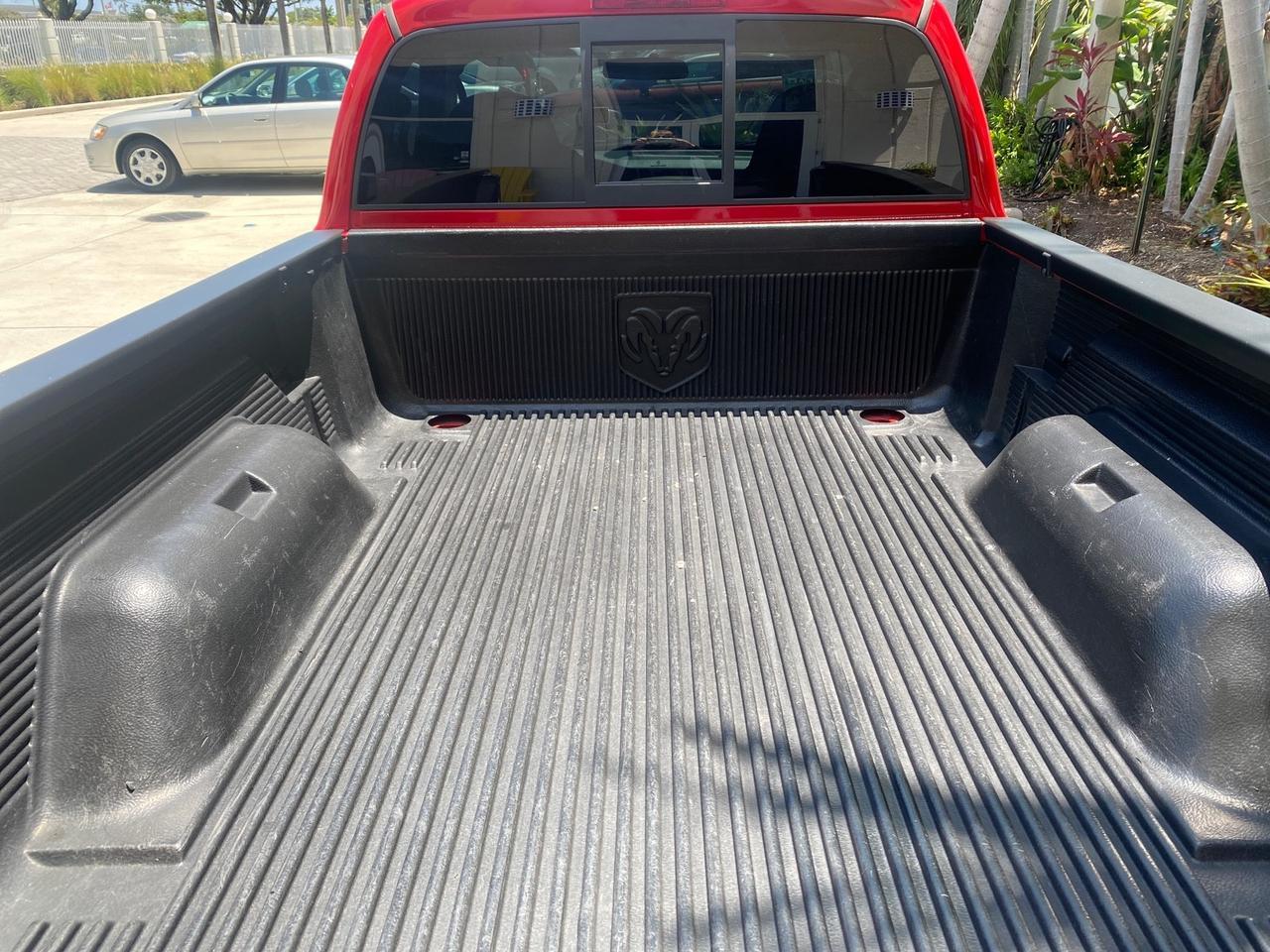 2003 Dodge Dakota SXT FL OWNER LOW MILES 43,924 5 SPD Pompano Beach FL