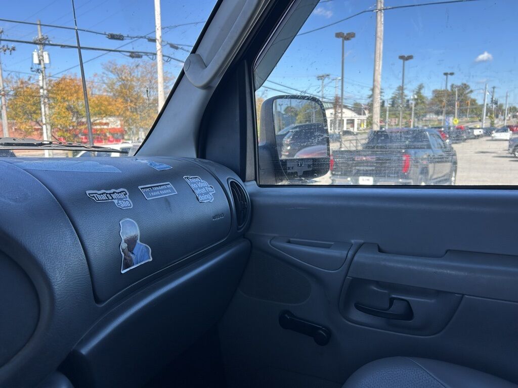 2003 Ford E-150 Commercial Crestwood KY