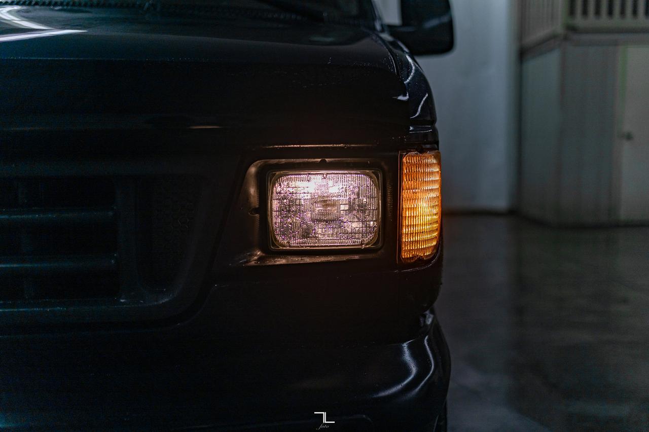 2003 Ford E-250 Cargo Van Red Deer AB