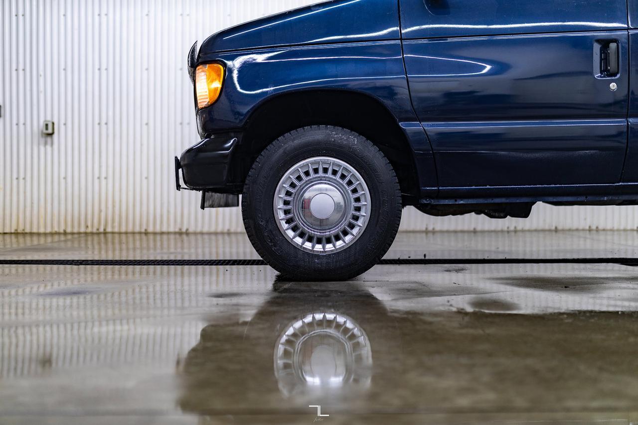 2003 Ford E-250 Cargo Van Red Deer AB