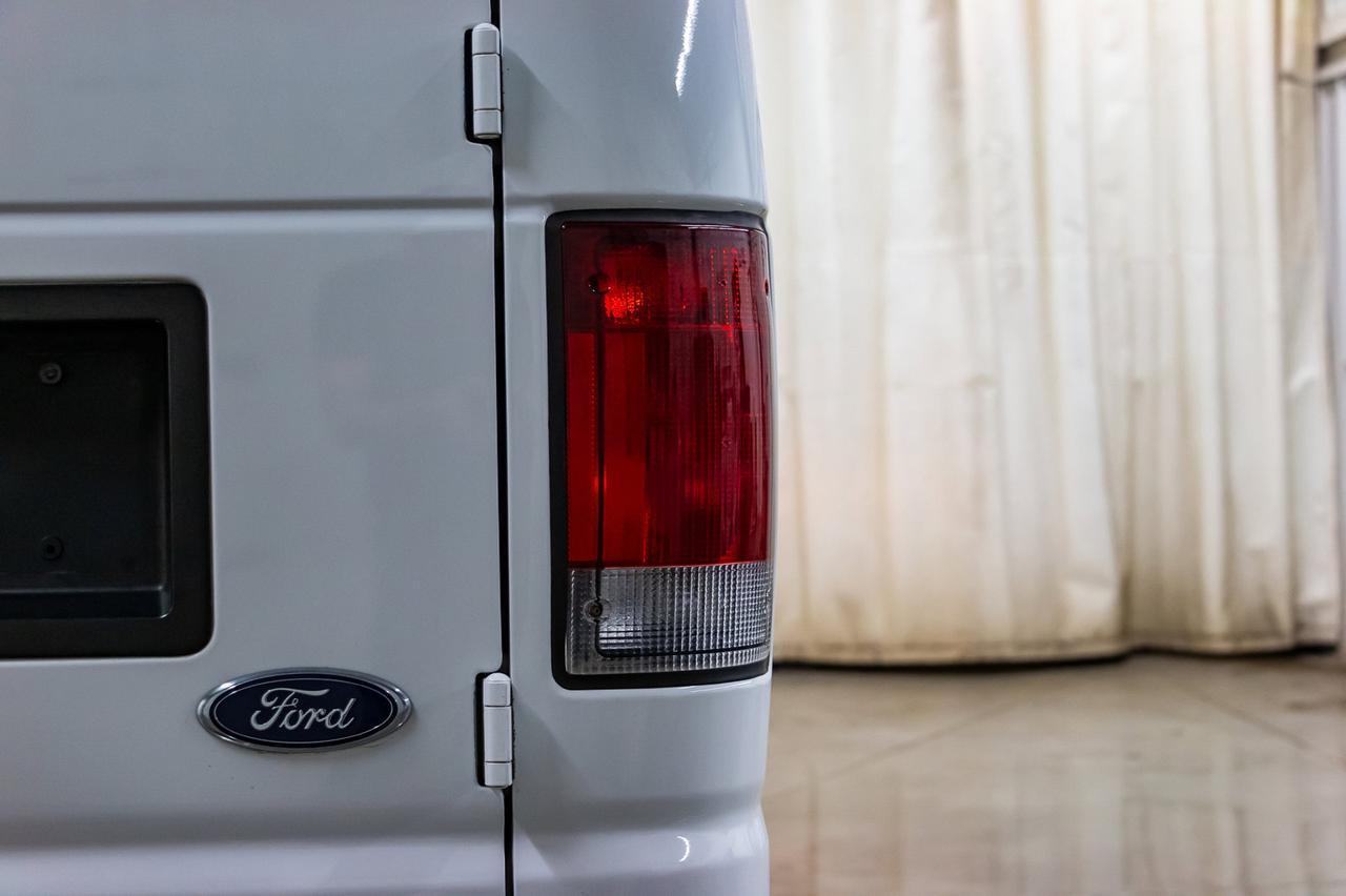 2003 Ford E-350 XLT 15 Passenger Red Deer AB