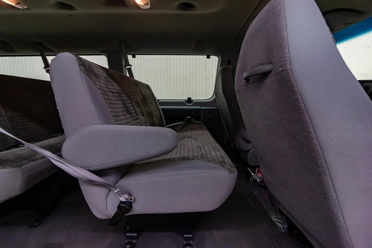 2003 Ford E-350 XLT 15 Passenger Red Deer AB