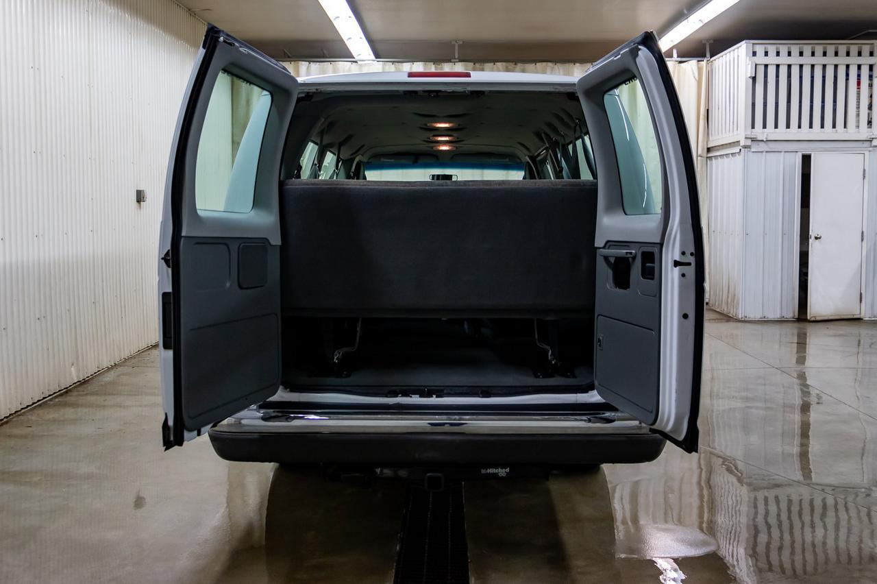 2003 Ford E-350 XLT 15 Passenger Red Deer AB