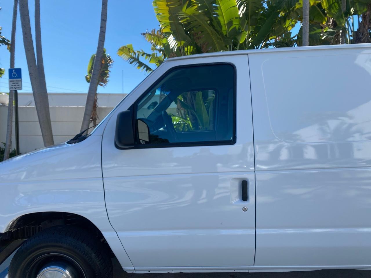 2003 Ford Econoline Cargo Van E 250 SUPER CARGO LOW MILES 67,419 Pompano Beach FL