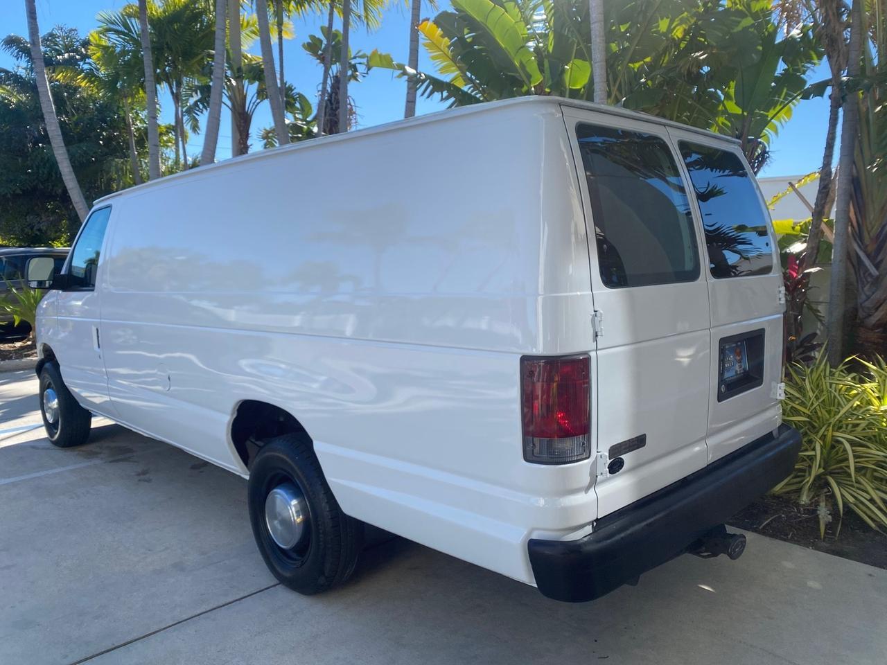 2003 Ford Econoline Cargo Van E 250 SUPER CARGO LOW MILES 67,419 Pompano Beach FL