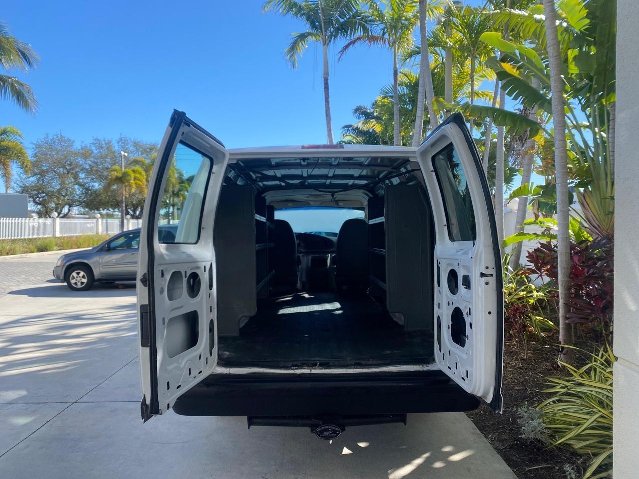 2003 Ford Econoline Cargo Van E 250 SUPER CARGO LOW MILES 67,419 Pompano Beach FL