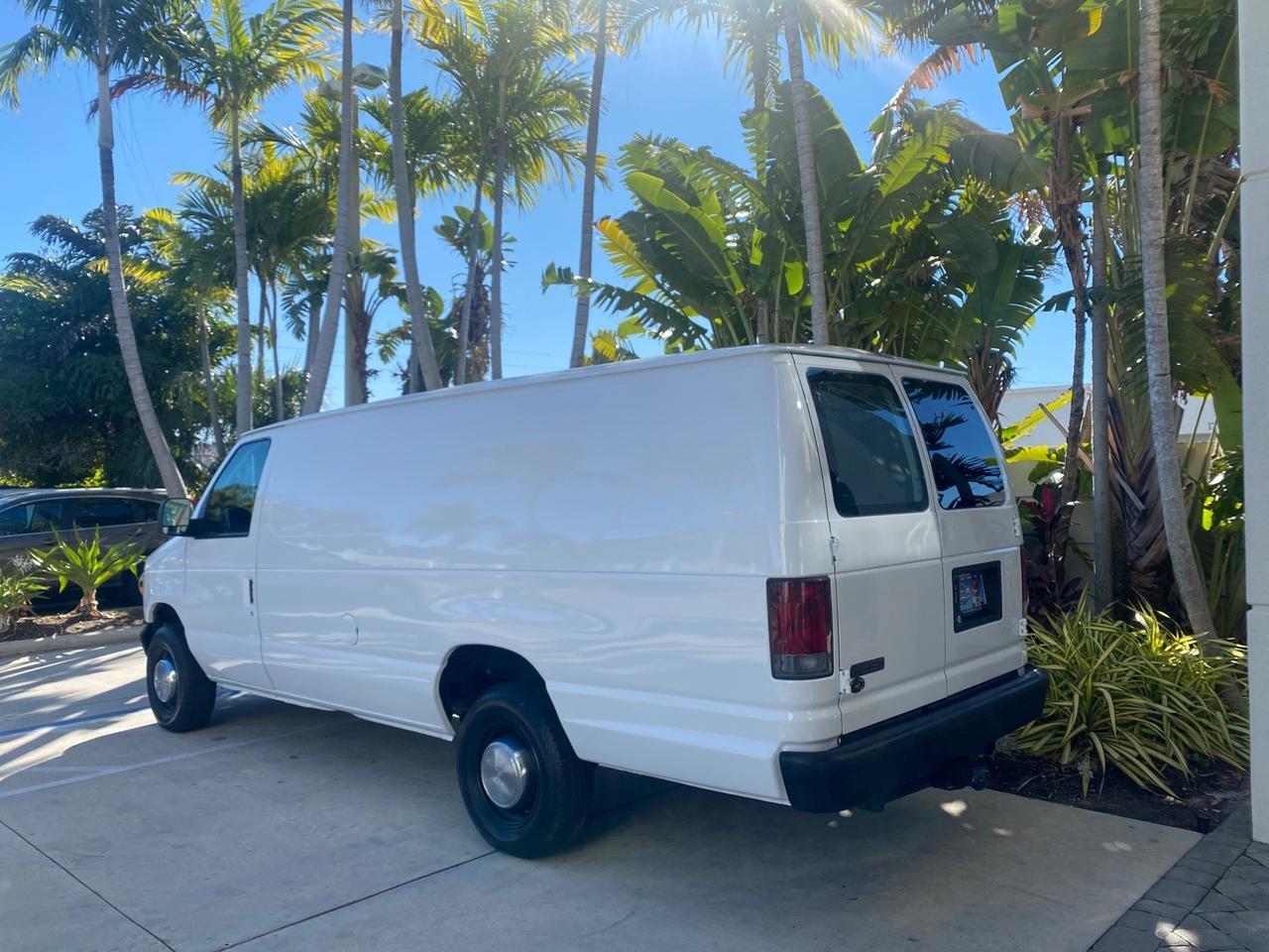 2003 Ford Econoline Cargo Van E 250 SUPER CARGO LOW MILES 67,419 Pompano Beach FL