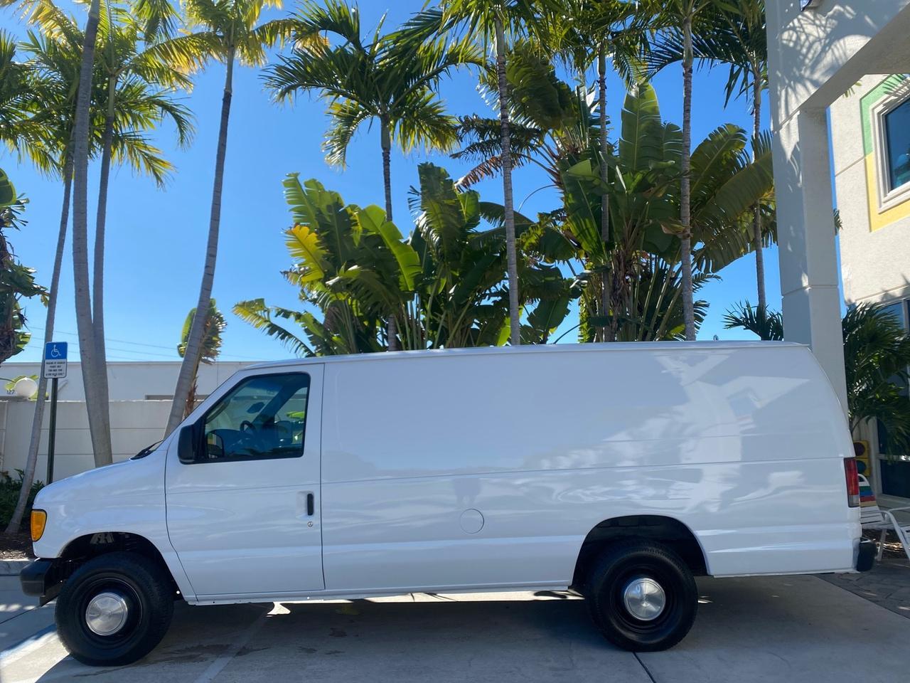 2003 Ford Econoline Cargo Van E 250 SUPER CARGO LOW MILES 67,419 Pompano Beach FL