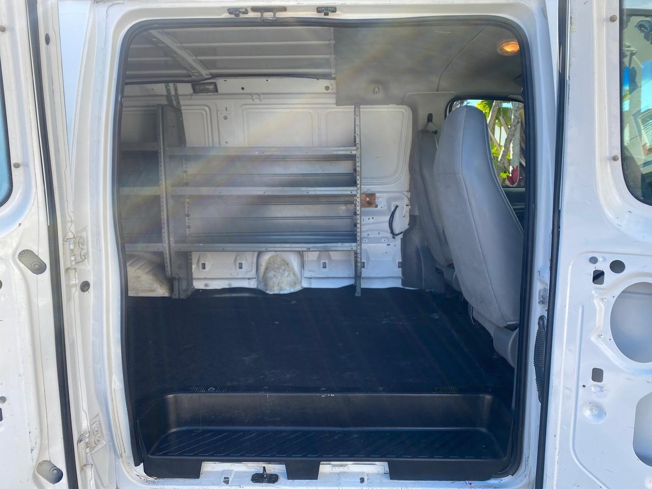 2003 Ford Econoline Cargo Van E 250 SUPER CARGO LOW MILES 67,419 Pompano Beach FL