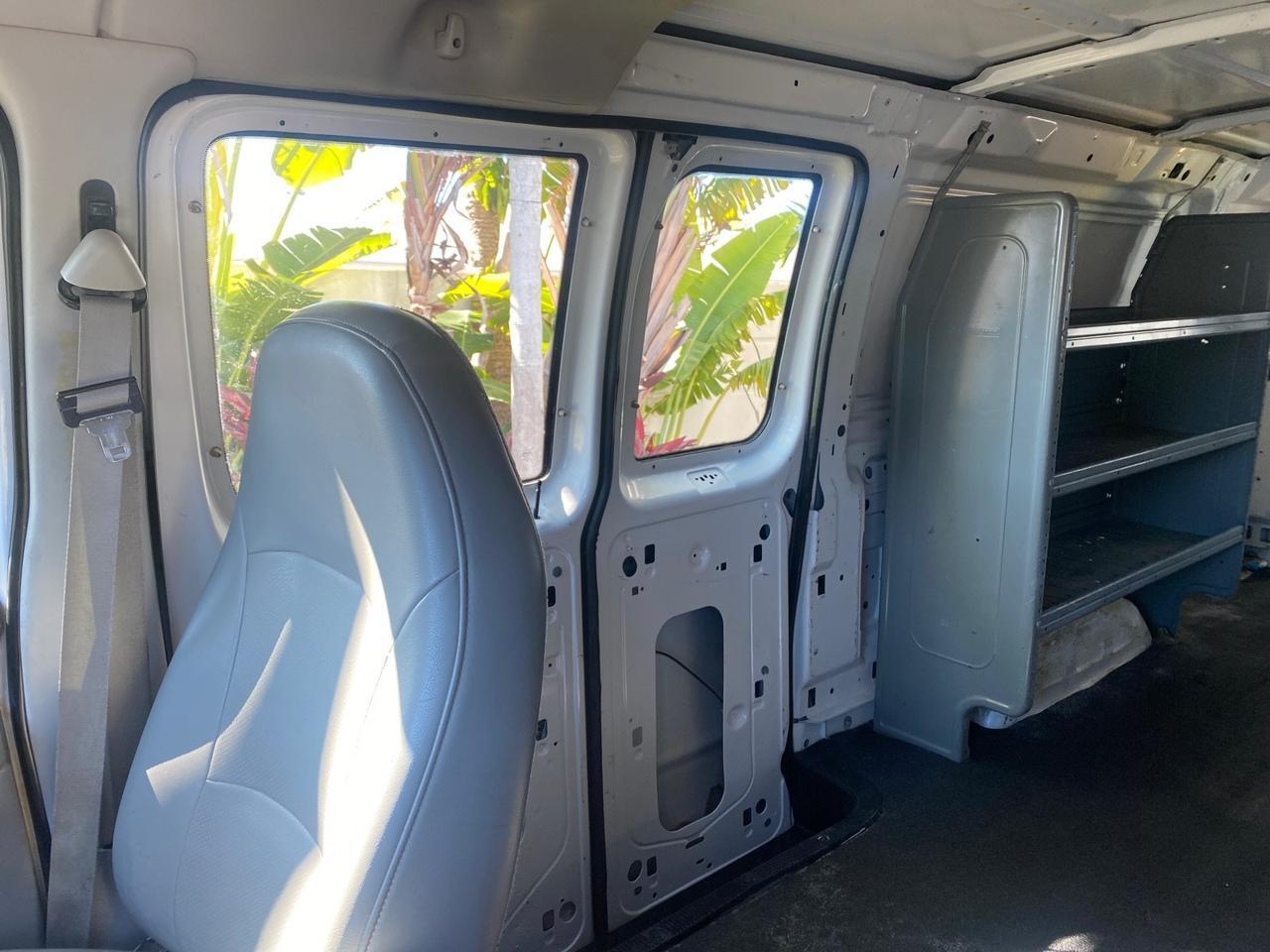 2003 Ford Econoline Cargo Van E 250 SUPER CARGO LOW MILES 67,419 Pompano Beach FL