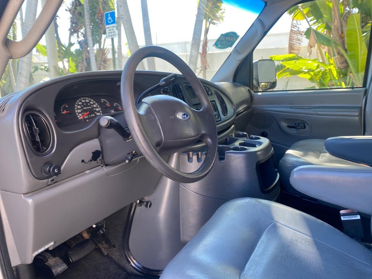 2003 Ford Econoline Cargo Van E 250 SUPER CARGO LOW MILES 67,419 Pompano Beach FL