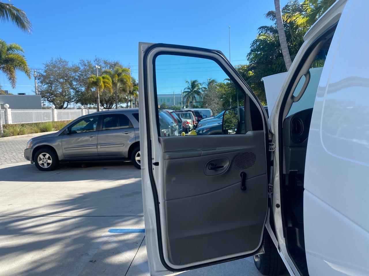 2003 Ford Econoline Cargo Van E 250 SUPER CARGO LOW MILES 67,419 Pompano Beach FL