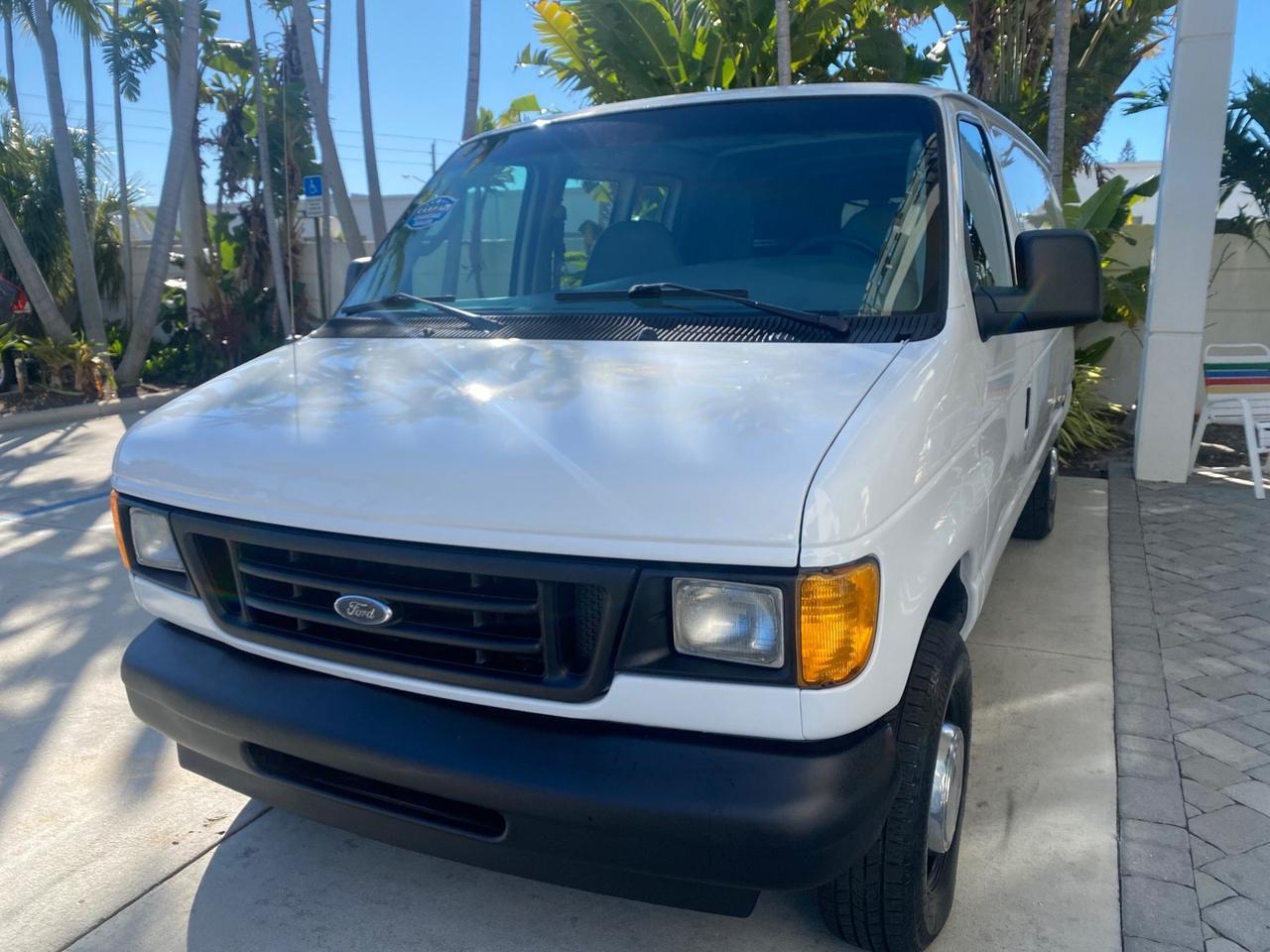 2003 Ford Econoline Cargo Van E 250 SUPER CARGO LOW MILES 67,419 Pompano Beach FL
