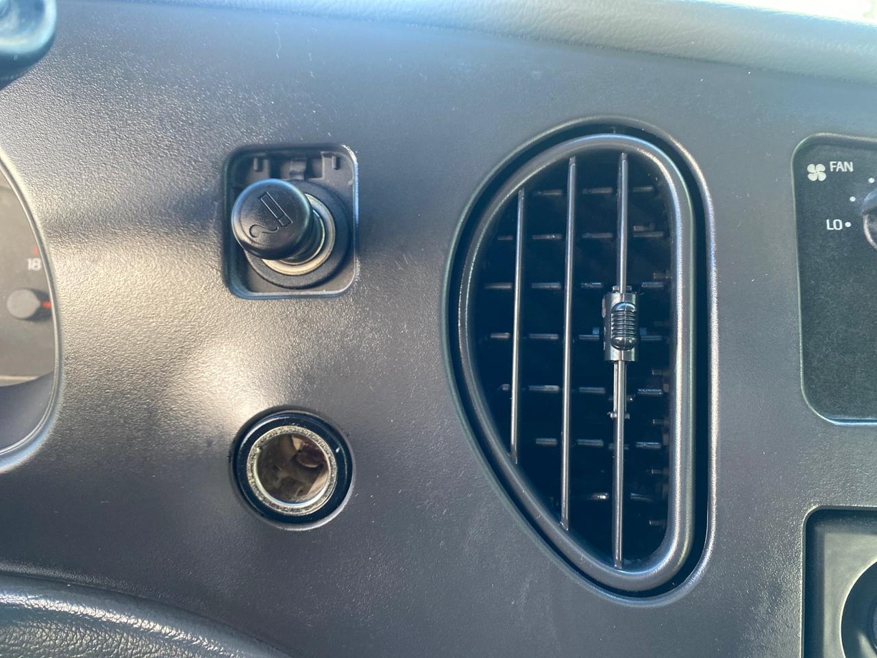 2003 Ford Econoline Cargo Van E 250 SUPER CARGO LOW MILES 67,419 Pompano Beach FL