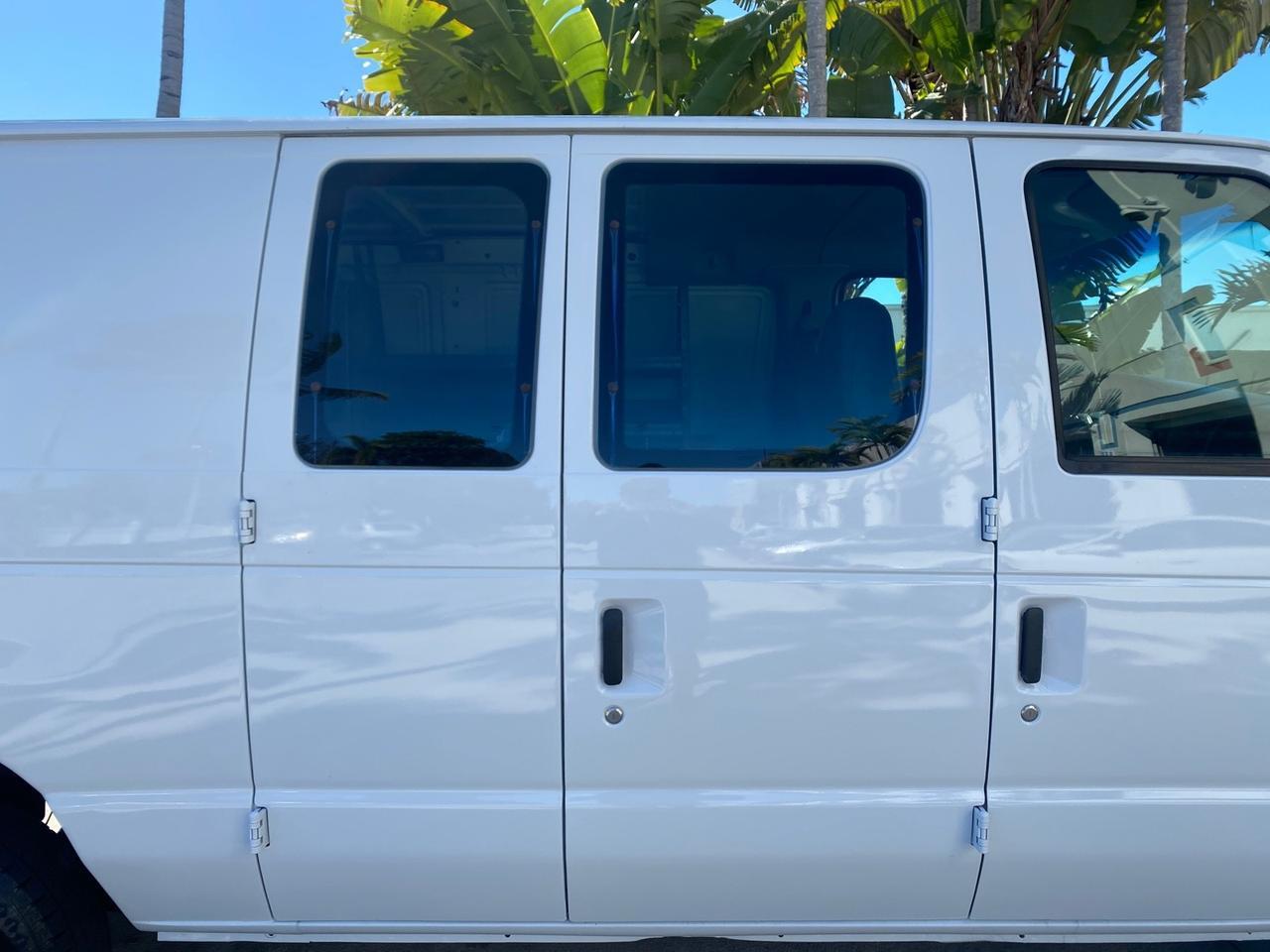 2003 Ford Econoline Cargo Van E 250 SUPER CARGO LOW MILES 67,419 Pompano Beach FL